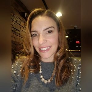 Meet your Posher, Carrie